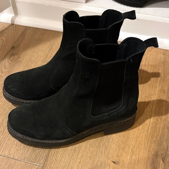 La CANADIENNE Black Suede Ankle Boots main image 5